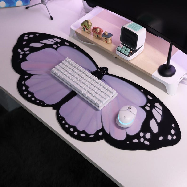 Purple Lilac Butterfly Deskmat - Tradescantia Purple review and price